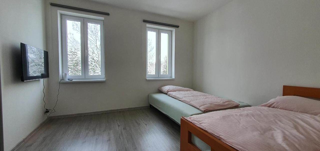 Apartment 35M2 Карлови Вари Екстериор снимка